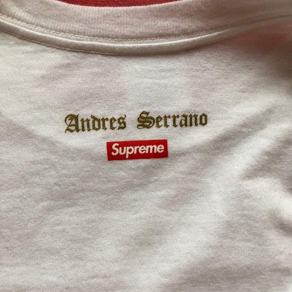 Supreme tee - Picture 3 of 3